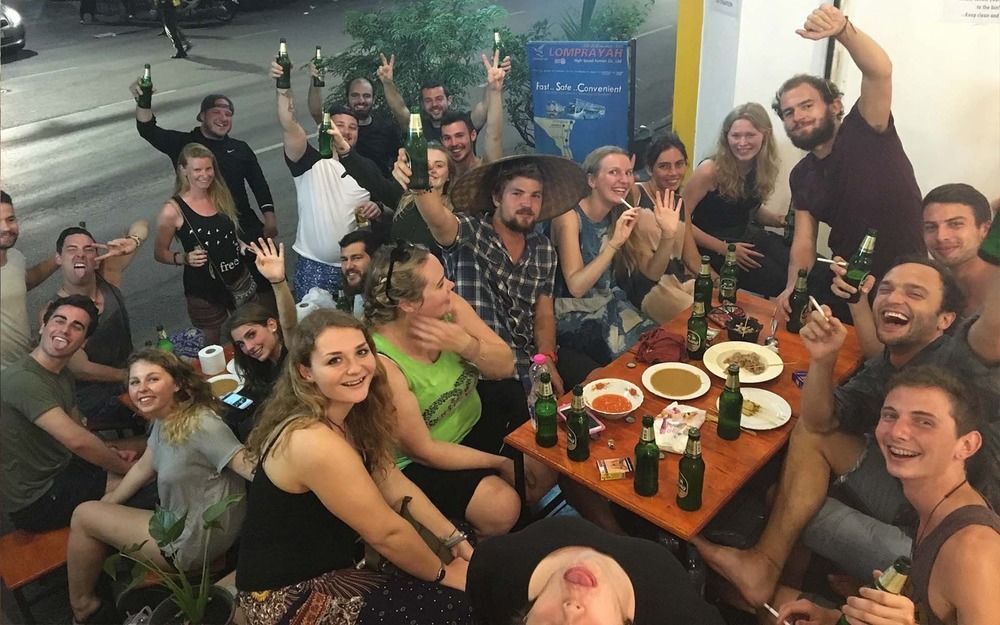 Warm White Hostel Μπανγκόκ Εξωτερικό φωτογραφία