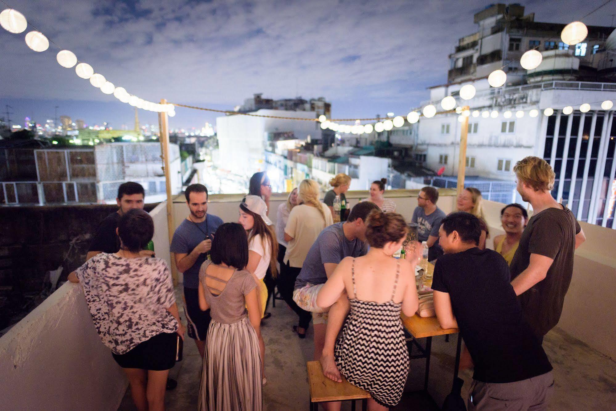 Warm White Hostel Μπανγκόκ Εξωτερικό φωτογραφία