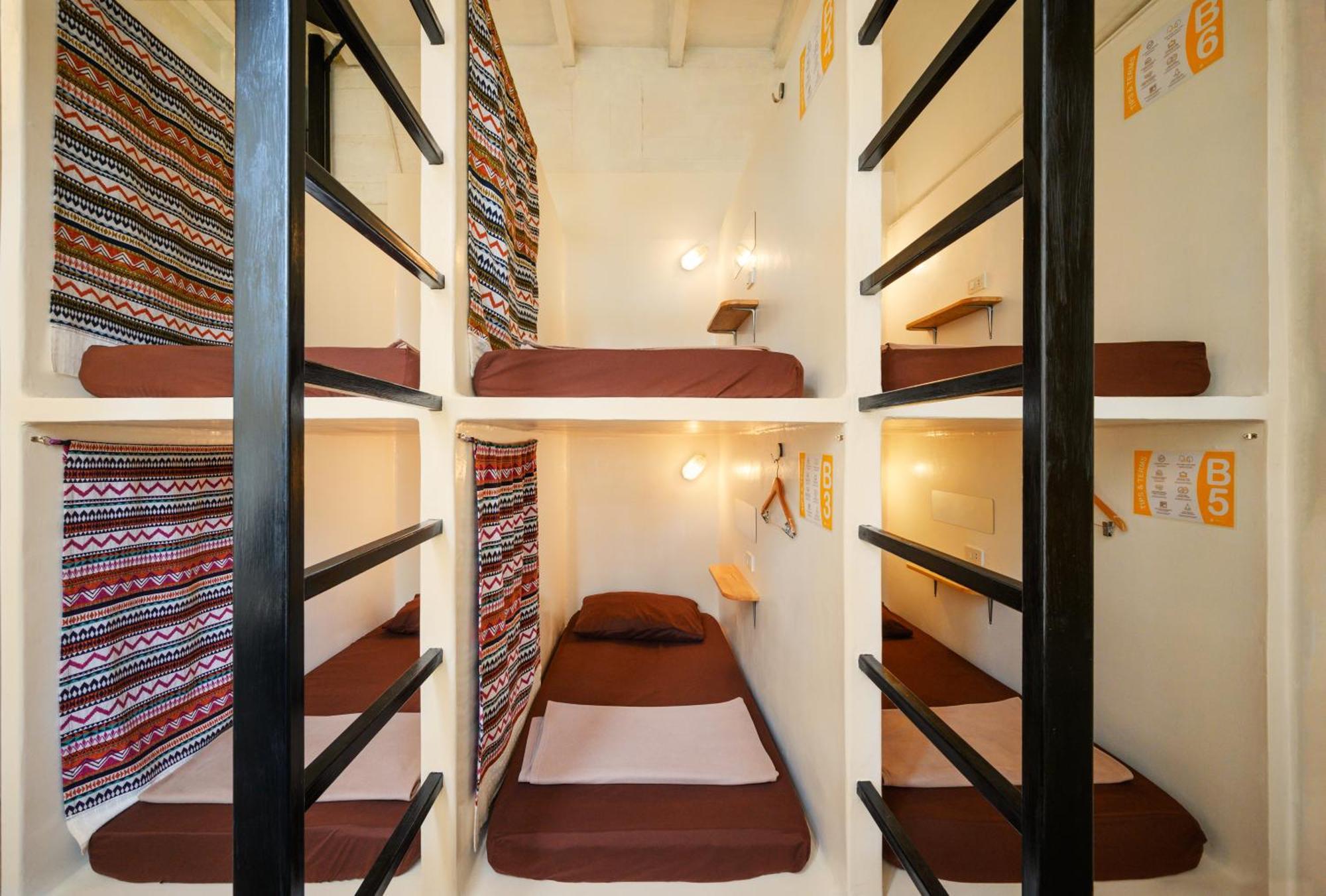 Warm White Hostel Μπανγκόκ Εξωτερικό φωτογραφία
